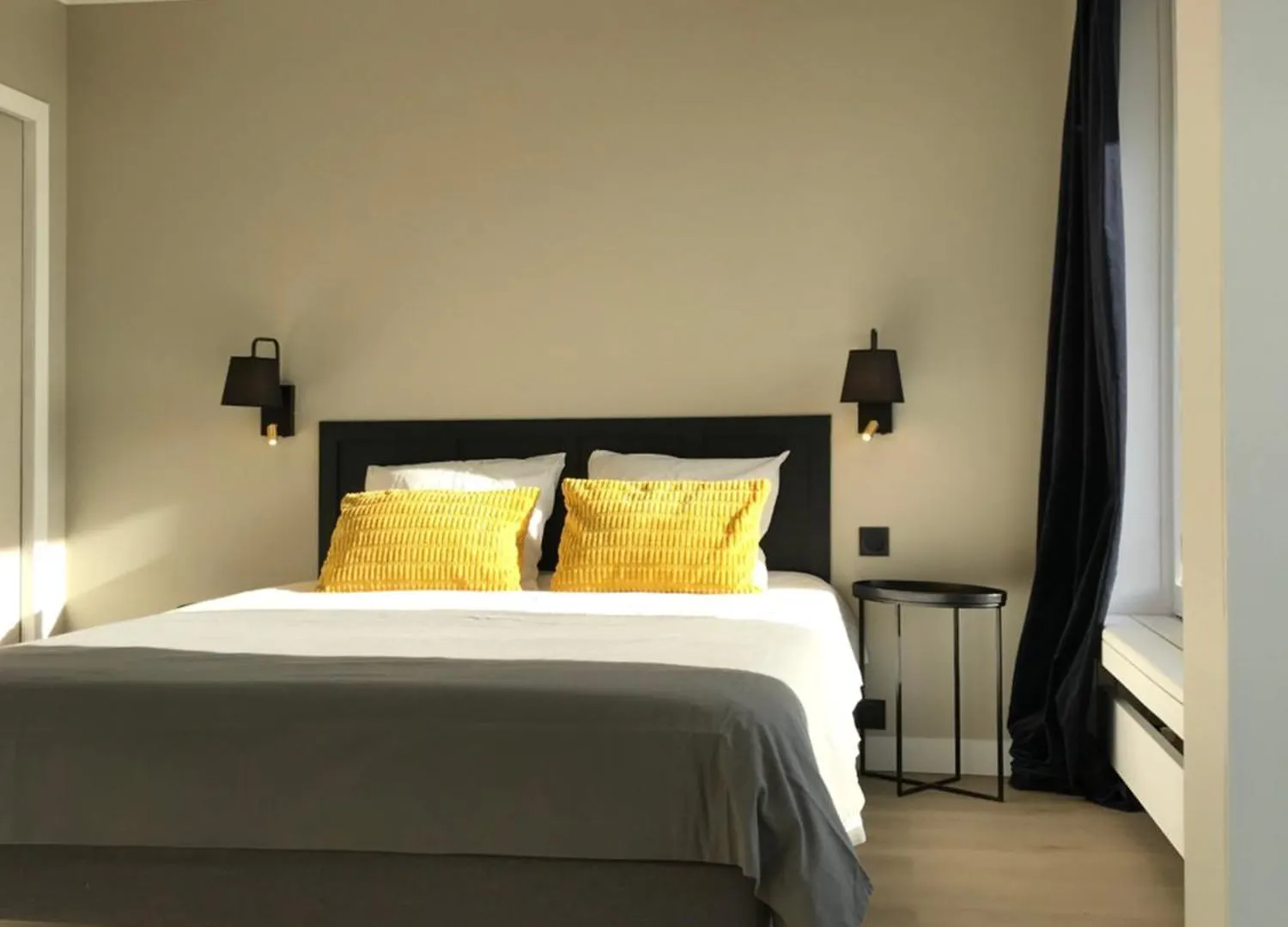 Large 55 M² ,view & Terrace Apartment Paris